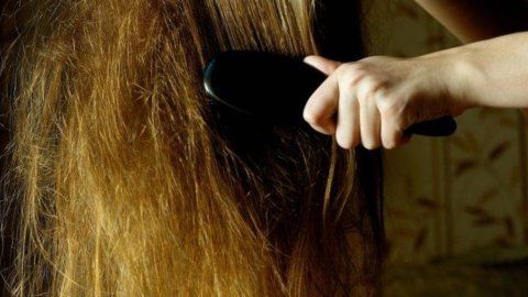 Güneşten yıpranan saçlara, doğadan keratin bakımı