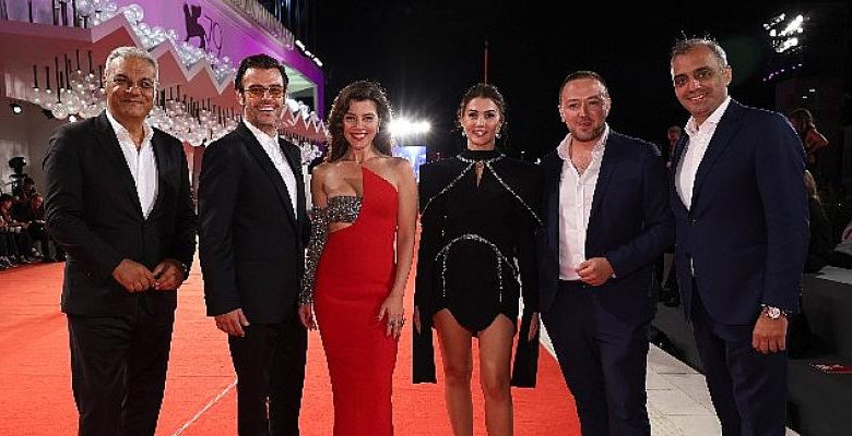 Gökçe Bahadır, Burcu Özberk ve Salih Bademci, Lexus ile 79. Venedik Uluslararası Film Festivali’nde Kırmızı Halıdaydı