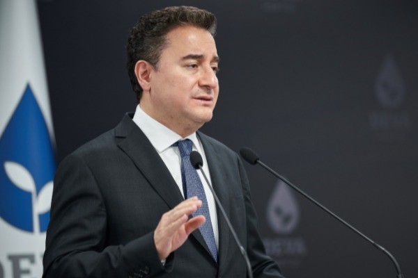 Babacan: “Bugün acıyı paylaşma günü”