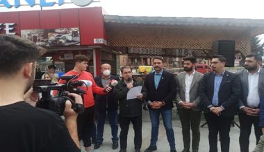 Başkan Deniz: “Çaya ve Çaykur’a sahip çıkmak geleceğe sahip çıkmak demektir”