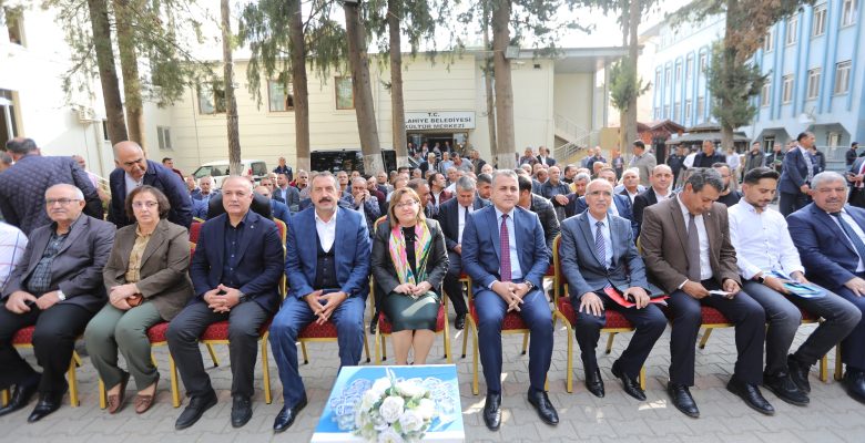 Başkan Şahin: “İstihdamın, yatırımın, kardeşliğin merkezi İslahiye olacak”