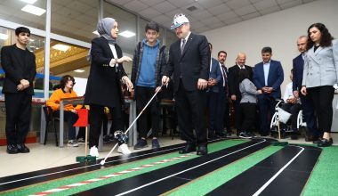 Erişilebilir Bilim Projesi’nin tanıtımı, Bakan Varank’ın katılımıyla gerçekleştirildi Erişilebilir Bilim Projesi’nin tanıtımı, Bakan Varank’ın katılımıyla gerçekleştirildi
