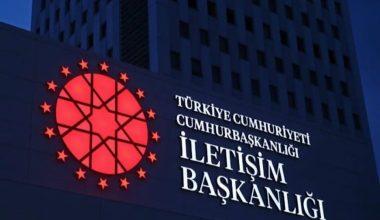 İletişim’den saat 20.23’te 29 Ekim’e özel üç boyutlu şölen İletişim’den saat 20.23’te 29 Ekim’e özel üç boyutlu şölen