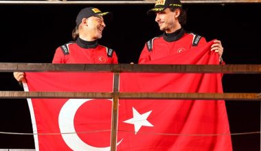 Olimpiyatlarda Türkkan-Erdener’den gümüş madalya