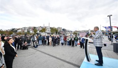 Sigaradan hayatını kaybedenlerin eşyaları Üsküdar’da sergilendi