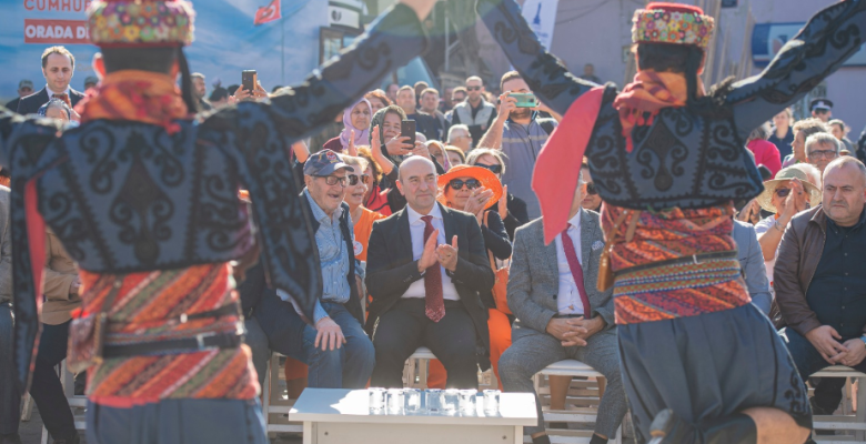 Soyer: “İzmir demokrasinin ve Cumhuriyet’in şehridir”