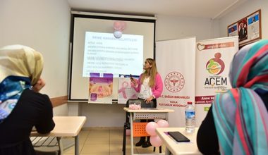 Tuzla’da ‘Meme Kanseri Farkındalık Semineri’ düzenlendi Tuzla’da ‘Meme Kanseri Farkındalık Semineri’ düzenlendi