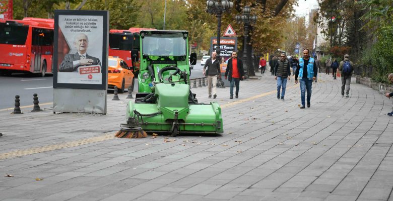 ABB ekipleri mazgal tıkanmalarına karşı temizliğe devam ediyor