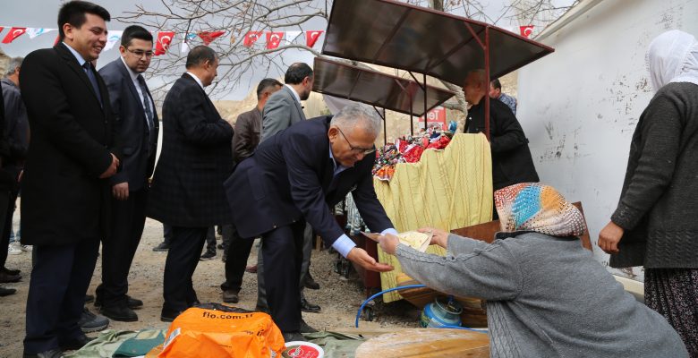 Başkan Büyükkılıç ve Vali Çiçek, Soğanlı’da yapılan çalışmaları inceledi