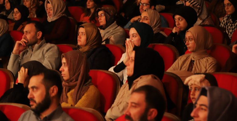 “Filistin Hakkında Konuşmalıyız” Bağcılar’da sahnelendi