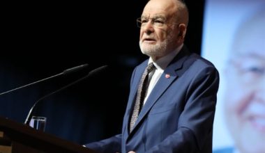 Karamollaoğlu: “Siyonist gömleği seni korumaz”