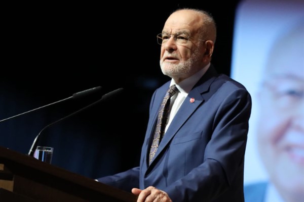 Karamollaoğlu: “Siyonist gömleği seni korumaz”