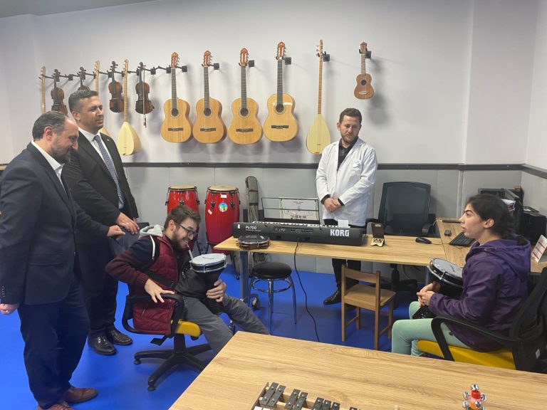 Milletvekili Karayel, Kayseri’deki tesis ve merkezleri gezdi