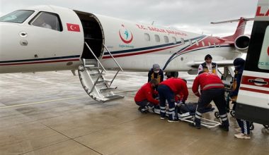 Rize’den uçak ambulansla İstanbul’a hasta sevk edildi