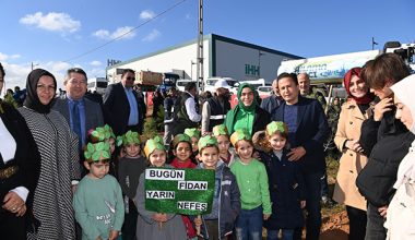 Tuzla’da Milli Ağaçlandırma Günü’nde şehit ve gaziler için ağaç dikildi