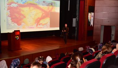 Tuzlalı vatandaşlar için “Temel Afet Bilinci Eğitimi” düzenlendi