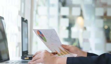 US: “Nonfarm payroll growth exceeds expectations in october”