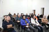 Çetin, Diyarbakır’da ‘E-Ticaret ve Sosyal Medya Eğitimi’ verdi