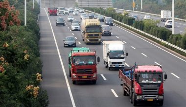 Çin’de otoyol kamyon trafik hacmi yüzde 16,38 arttı