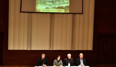 “İzmir’in Yüz Yılı Sempozyumu” başladı