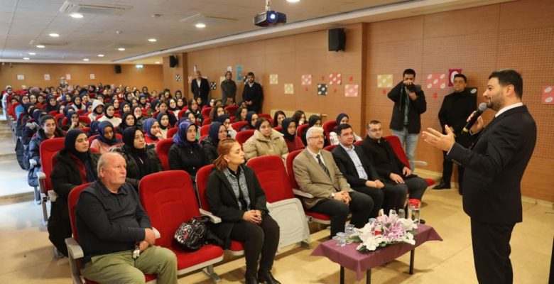 Kağıthane’de ortaokul ve liselerde afet farkındalık eğitimi