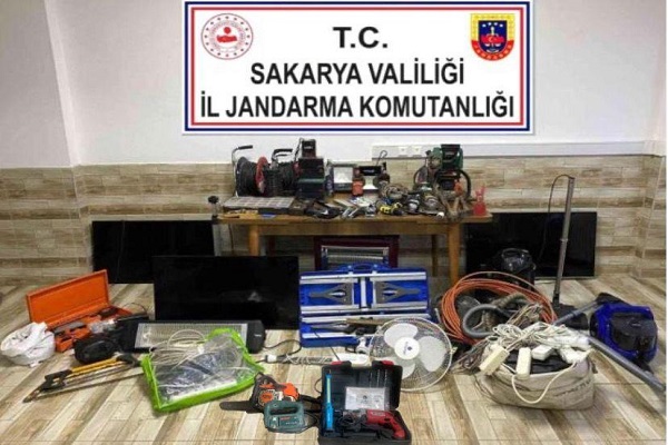 Karasu’da hırsızlık operasyonu