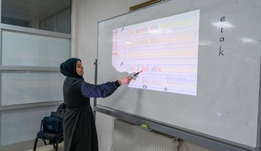 Malatya Kernek Külliyesi’nde Okuma-Yazma Kursu hayata geçirildi