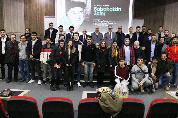 Sakarya’da ‘Hocaların Hocası Sabahattin Zaim’ konferansı gerçekleştirildi