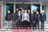 SASİAD yönetimi, Sakarya Ticaret Borsası Başkanı’nı ziyaret etti