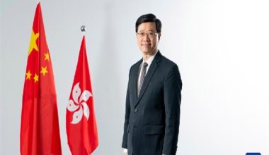 Xi, Hong Kong Özel İdari Bölgesi Amiri John Lee’yi kabul etti