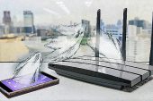 Akıllı Telefonlar ve Bilgisayarlar Açık Alanlarda Wi-Fi Router’lar Aracılığıyla, Kötü amaçlı Yazılımların Hedefi Oluyor