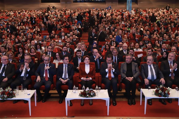 Akşener: “Dünün haksızlığa uğrayanları bugünün zorbaları oldu”