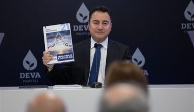 Babacan: “Hedefimiz tam demokrasi”
