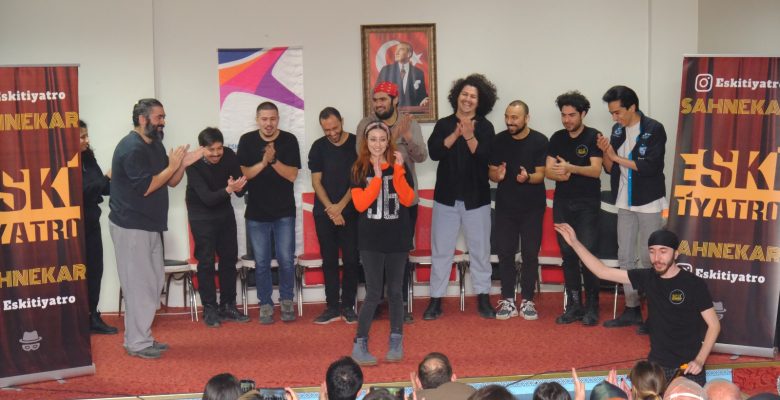 Eskişehir ‘de “Doğaçlama Tiyatro Gösterisi” başladı