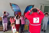 Kızılay’ın Psikososyal Destek Ekipleri Ruhsal Travmalara Karşı Bölgede Psikolojik İlk Yardım Veriyor