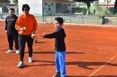 Yenişehir Belediyesi özel çocukları yalnız bırakmıyor