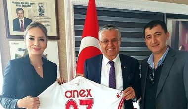 Antalyaspor Proje Müdürü Burcu Zaman Kemer Belediyesi'nde Antalyaspor Proje Müdürü Burcu Zaman Kemer Belediyesi'nde
