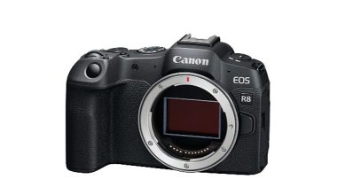 Canon'dan şimdiye kadarki en hafif tam kare EOS R Sistemli fotoğraf makinesi