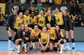 VakıfBank, çeyrek finalde avantajı aldı