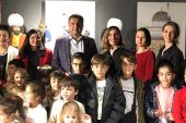 Yaşanan Deprem Felaketinin Ardından Öğretmen ve Öğrencilere Moral İçin “İzmir Masal Gecesi" Düzenlendi