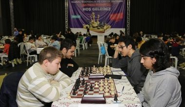 256 Sporcu Hamlelerini Yarıştırdı
