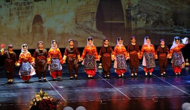 AKM Çocuk Sanat Festivali 23 Nisan Kutlamalarıyla Coştu AKM Çocuk Sanat Festivali 23 Nisan Kutlamalarıyla Coştu
