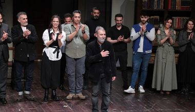 Bir Ibsen Klasiği: “Bir Halk Düşmanı" Seyirciyle Buluştu Bir Ibsen Klasiği: “Bir Halk Düşmanı" Seyirciyle Buluştu