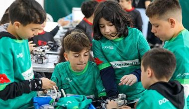 Buca'nın bilim üssü Roboteks'te madalyaları topladı