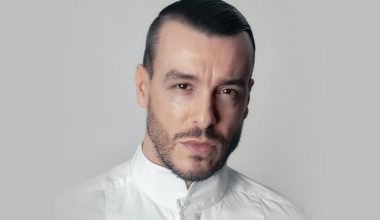 Cem Adrian 15 Nisan'da Zorlu PSM'de!