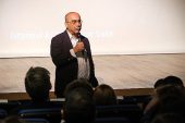Derviş Zaim'ın Tavuri Belgeseli 42. İstanbul Film Festivali'nde gösterildi