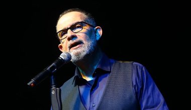İbrahim Sadri'den şiir dolu Ramazan akşamı