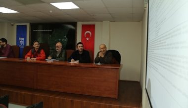 Kocaeli Büyükşehir'den Malta Mahallesi'ne futbol sahası