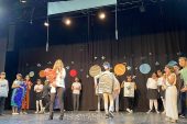 Konak Dumlupınar Ortaokulu “Uzay Macerası" Tiyatro Oyunu ile Fen Bilimleri, Sanat ve Empatiyi Buluşturdu