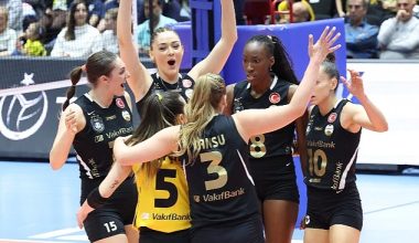 Kupa Voley'de şampiyon VakıfBank!